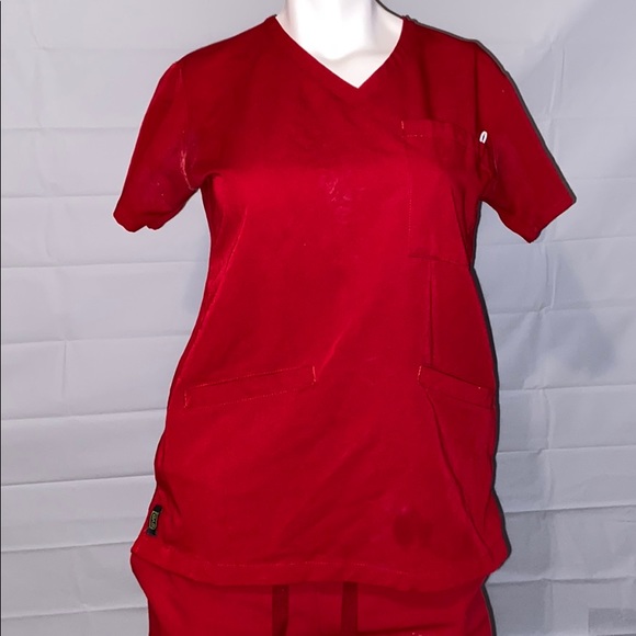 Red scrub Set - Picture 3 of 5